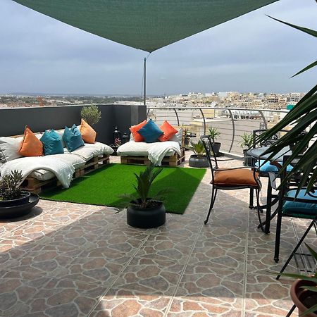 Trendy Seaside Escape 2 Bedroom Penthouse Marsaskala Esterno foto