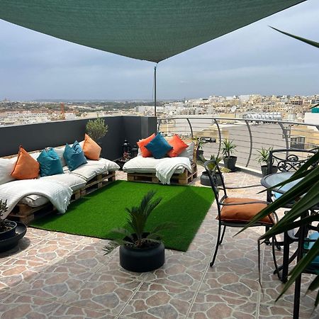 Trendy Seaside Escape 2 Bedroom Penthouse Marsaskala Esterno foto